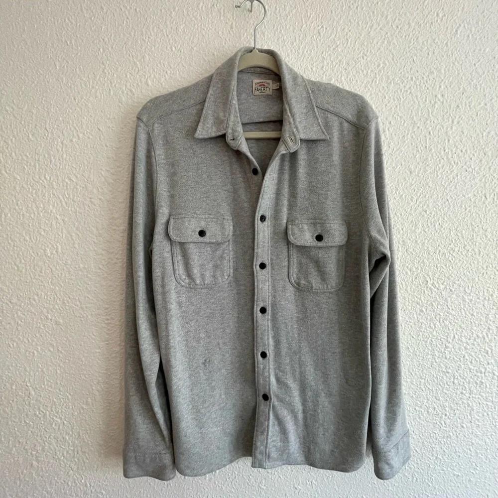 TWO Faherty Legend sweater shirts in grey twill and olive - Picture 1 of 16